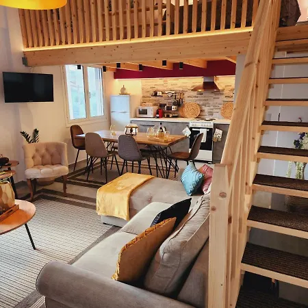 Luxury Loft Yiota * 파트라