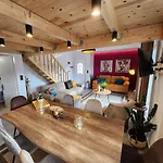 Luxury Loft Yiota Apartman