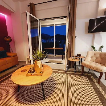 Luxury Loft Yiota Apartment