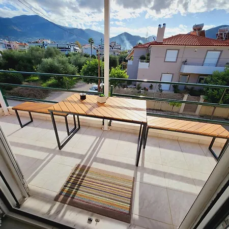 Luxury Loft Yiota Apartment