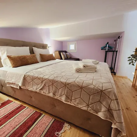 아파트 Luxury Loft Yiota