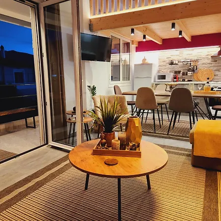 Luxury Loft Yiota