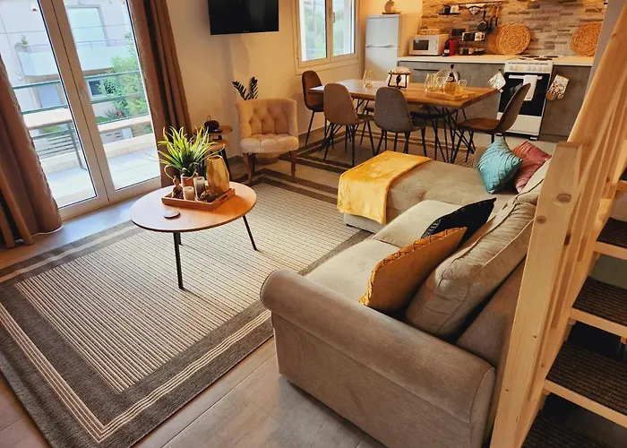 아파트 Luxury Loft Yiota 파트라