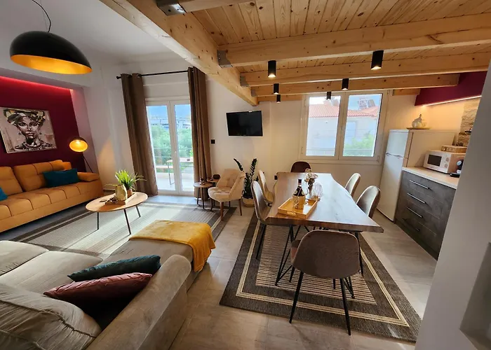 Апартаменты Luxury Loft Yiota Патра